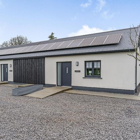 Cowshed 2 - Uk35458 Villa Whitland Bagian luar foto